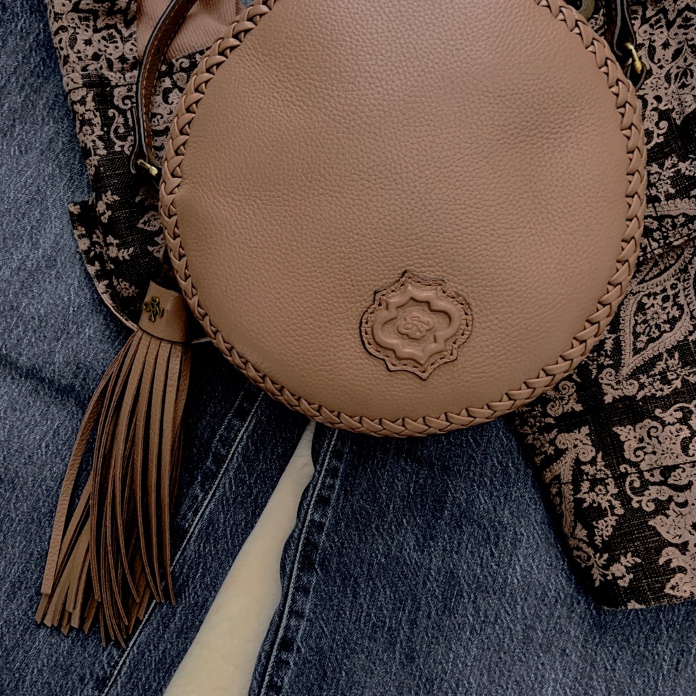 Crossbody Pebble Leather Putty/tan orYANY Canteen Bag